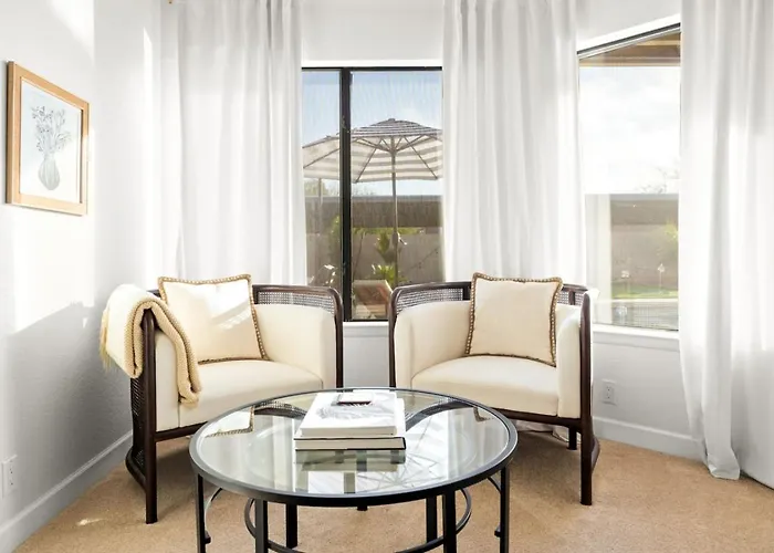 Elegant & Play Getaway In Pv With Hot Tub Holiday home Phoenix