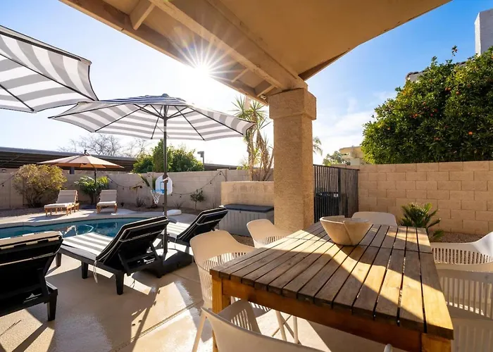 Holiday home Elegant & Play Getaway In Pv With Hot Tub