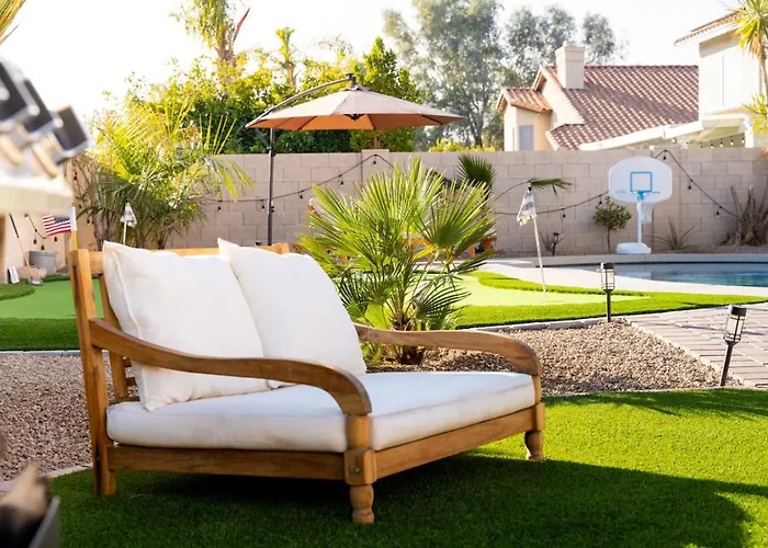 Elegant & Play Getaway In Pv With Hot Tub Holiday home *