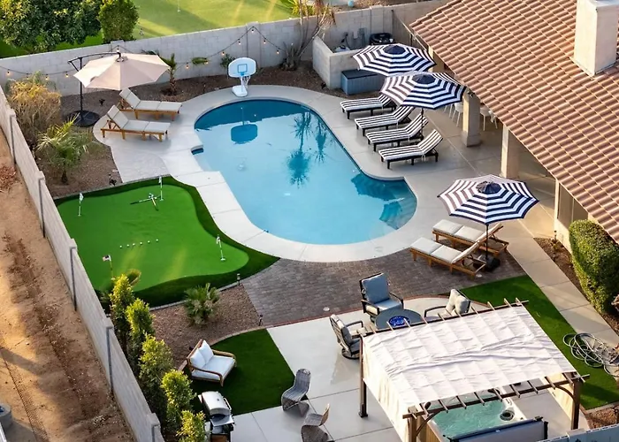 Elegant & Play Getaway In Pv With Hot Tub Holiday home *