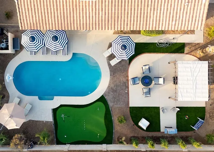 Elegant & Play Getaway In Pv With Hot Tub Holiday home