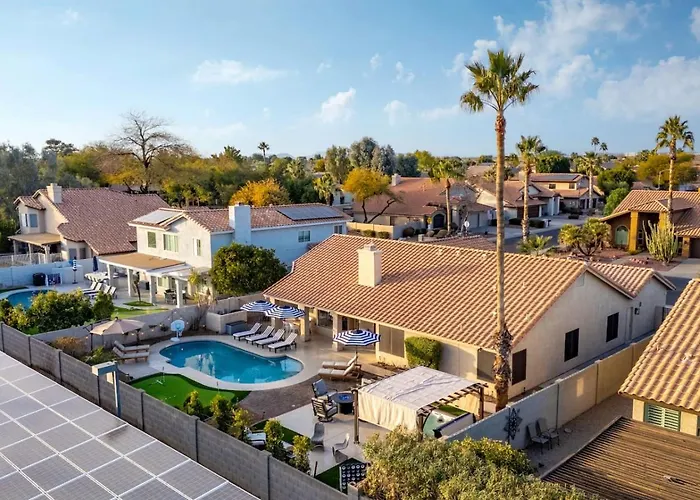 Holiday home Elegant & Play Getaway In Pv With Hot Tub *